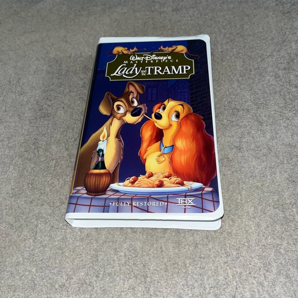 Disney’s Lady & The Tramp VHS Movie